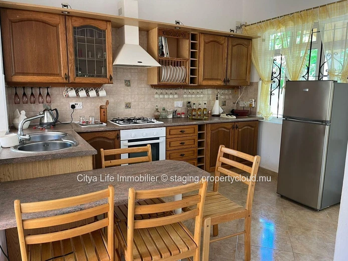 Stunning House in a Peaceful and Sought-After Gated Community