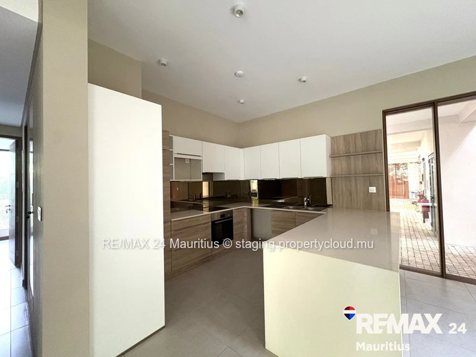 Modern 2-Bedroom Apartment for Sale – Pointe aux Canonniers, Mauritius