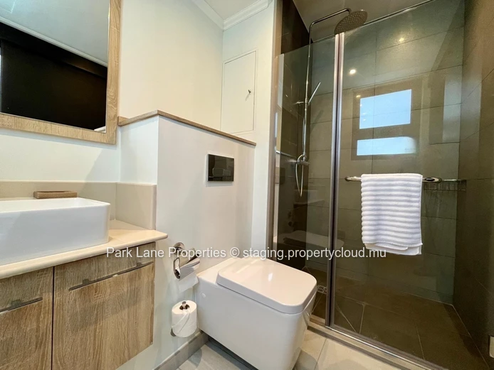 Appartement en RES en complexe avec accès sur la plage