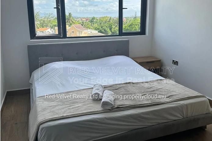 Gorgeous Fully Furnished 3 Bedroom Apartment 