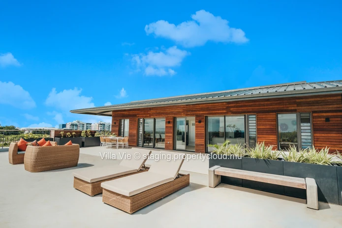 Grand Baie - Elégant penthouse de 2 chambres incluant des services hôteliers haut de gamme