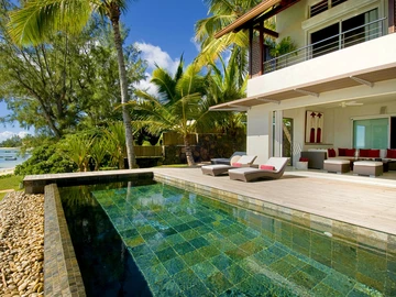 4 Bedroom Villa