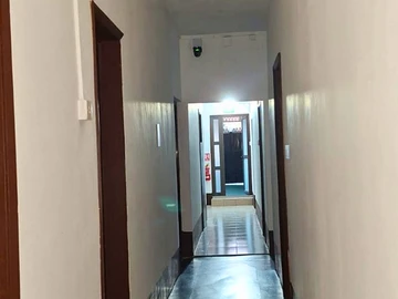 Appartement de 5 Chambres