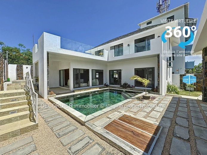 Maison individuelle avec piscine