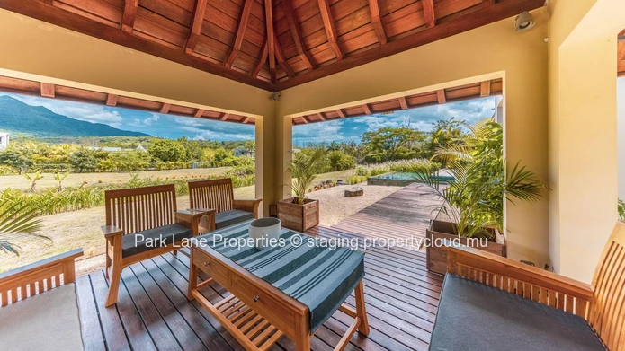 Exceptional IRS villa in contemporary living