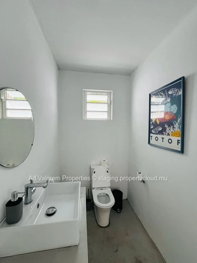 Grande Maison 9 Chambres à Vendre à La Gaulette