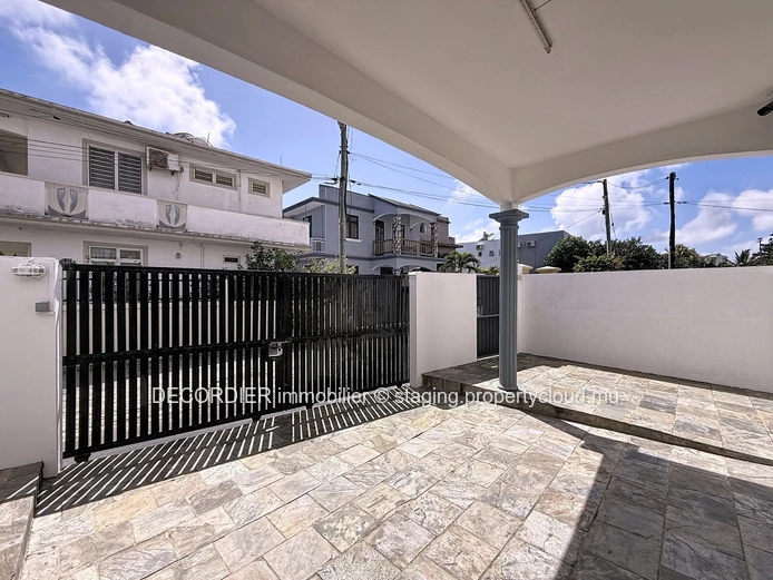 Apartment for rent in Pereybere.