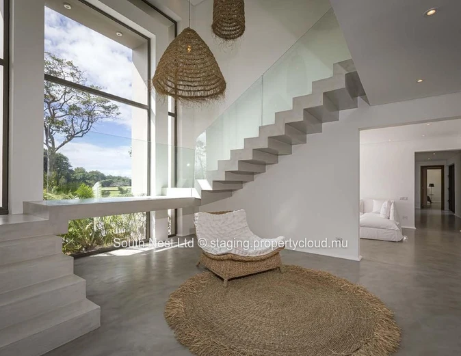 Modern 4-bedroom villa 