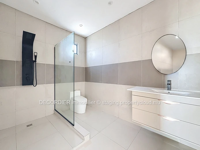 Penthouse with sea view in Albion