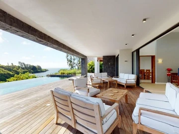 4 Bedroom Villa