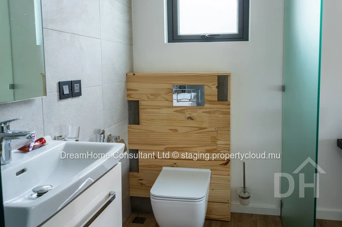 Spacious R+2 Apartment with Stunning Views