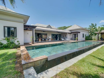 4 Bedroom Villa