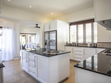 4 Bedroom Villa