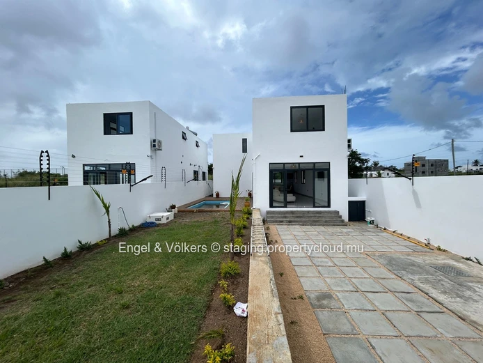 New Build Home for Sale – The Vale. Completion Expected: November