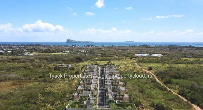 Exclusive Villa for Sale in Grand Baie – Luxury Living with Modern Design