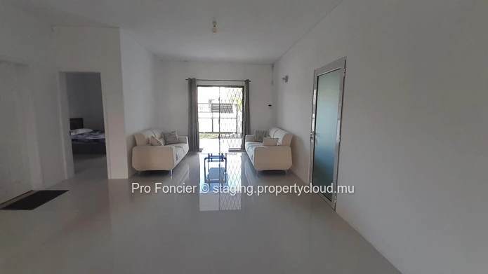 House for rent in Albion - Large, bright house ideal for a large family.