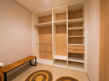 4 Bedroom Apartment