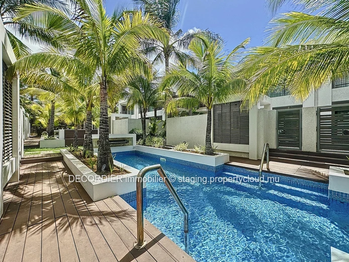 Penthouse vue mer avec plage privée