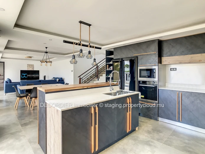 Large detached house with some finishing to be expected