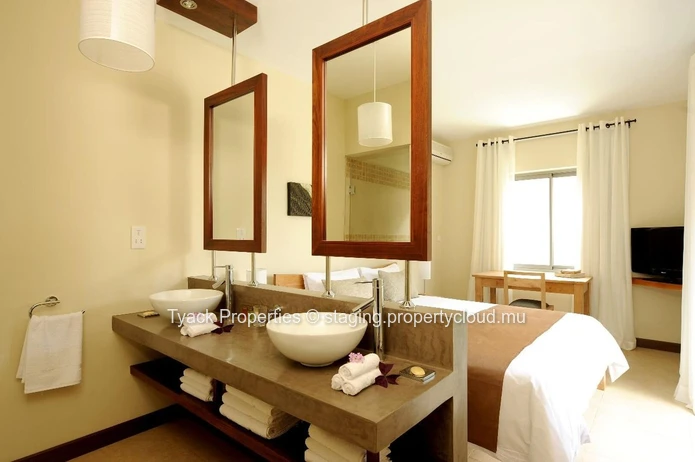 Elegant 3-Bedroom Villa with Private Pool for Sale – Grand Baie, Mauritius