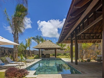 4 Bedroom Villa