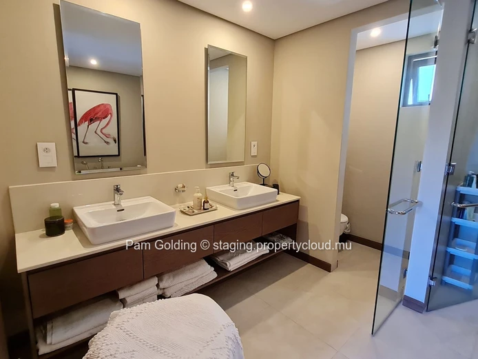 First-Floor 2-Bedroom Apartment in Pointe aux Canonniers, Mauritius – 204.84 m²