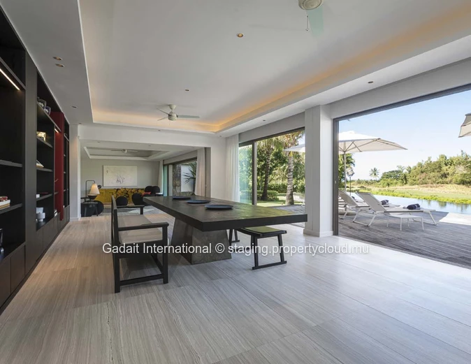 Invest in this superb luxury villa with golf and sea views in eastern Mauritius
