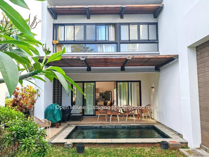 Townhouse/Duplex à vendre - Rivière Noire, secteur de Black River, 160m² habitables, 150m² terrain, 3 chambres, pisci...