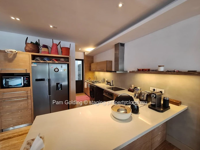 Modern 3 Bedroom Duplex in La Balise Marina, Black River
