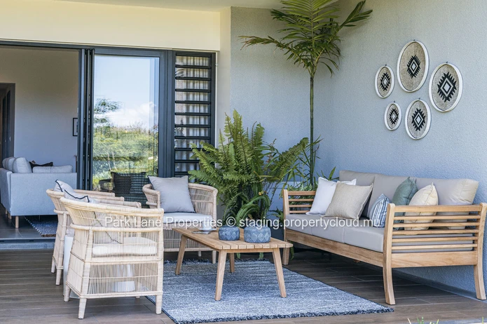 Exquisite and spacious luxury apartment for sale!