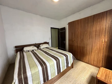 6 Bedroom Villa