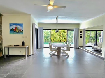 4 Bedroom Villa
