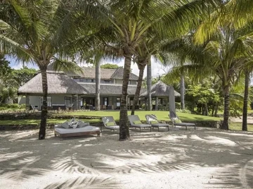5 Bedroom Villa