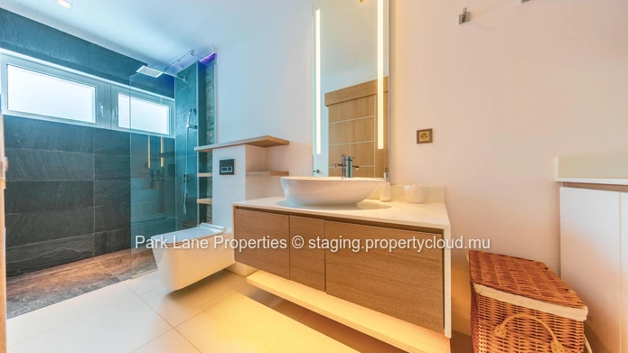 For Sale – Elegant 3-Bedroom Contemporary Villa with Private Pool in Grand Bay.
