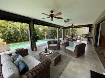 4 Bedroom Villa