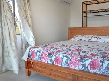 5 Bedroom Villa