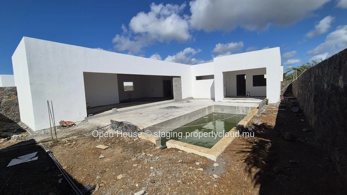PDS Villa for sale in Grand Baie, 191m² living space, 466m² land, 4 bedrooms, private pool, luxury interior and exter...
