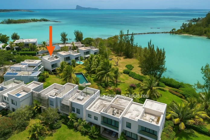 Calodyne – 3-Bedroom Duplex with Pool by the Sea