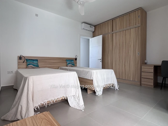 Petit Raffray - New 3 en-suite bedroom villa with swimming pool (Sole Mandate)