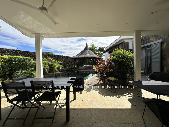 Contemporary PDS Villa with Cathedral Volumes in Cap Malheureux