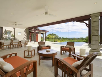 4 Bedroom Villa