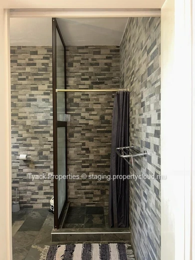 Charming 3-Bedroom RES Villa with Pool Near the Beach – Pointe aux Piments
