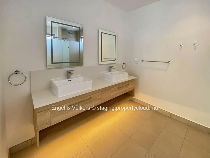 Luxury Ocean-View Apartment in Grand Gaube