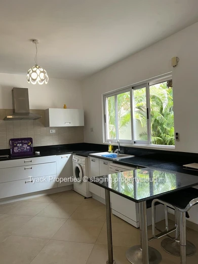Charming 3-Bedroom RES Villa with Pool Near the Beach – Pointe aux Piments