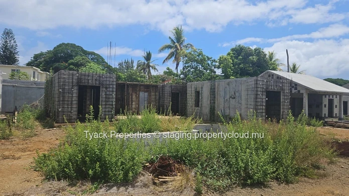 Modern Coastal Villa with Private Pool – Cap Malheureux