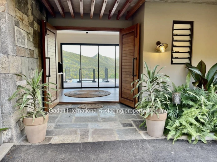 Luxury Villa at Domaine de Palmyre – Elegance, Space & Complete Autonomy