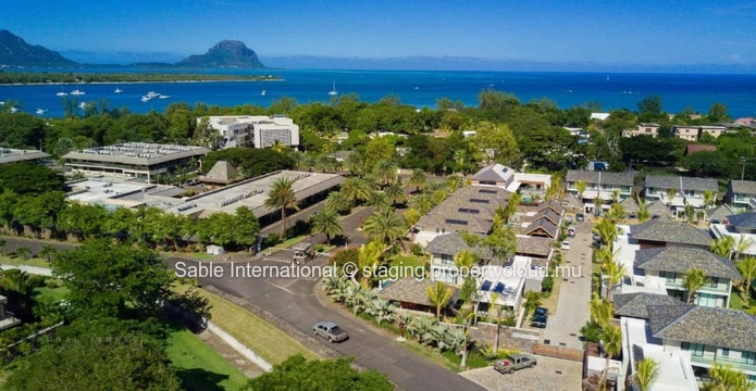 Luxurious Villa PDS in Tamarin with Private Pool and Sea Access - 364m² living area, 669m² land, Fully Furnished 