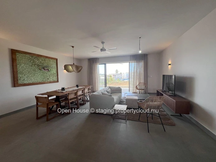 PDS apartment for rent, Trou aux Biches, 300m from the beach, 153m², 3 bedrooms, pool, furnished, garden.