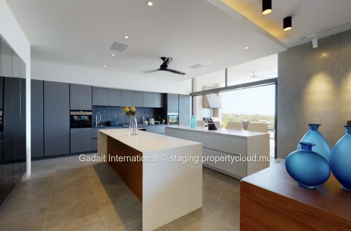 Villa de Luxe à Vendre à Bel Ombre – Vue Mer Panoramique et Accès Golf d'Exception