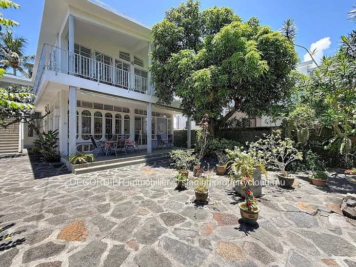 Home in Roche Noires,just steps from the ocean